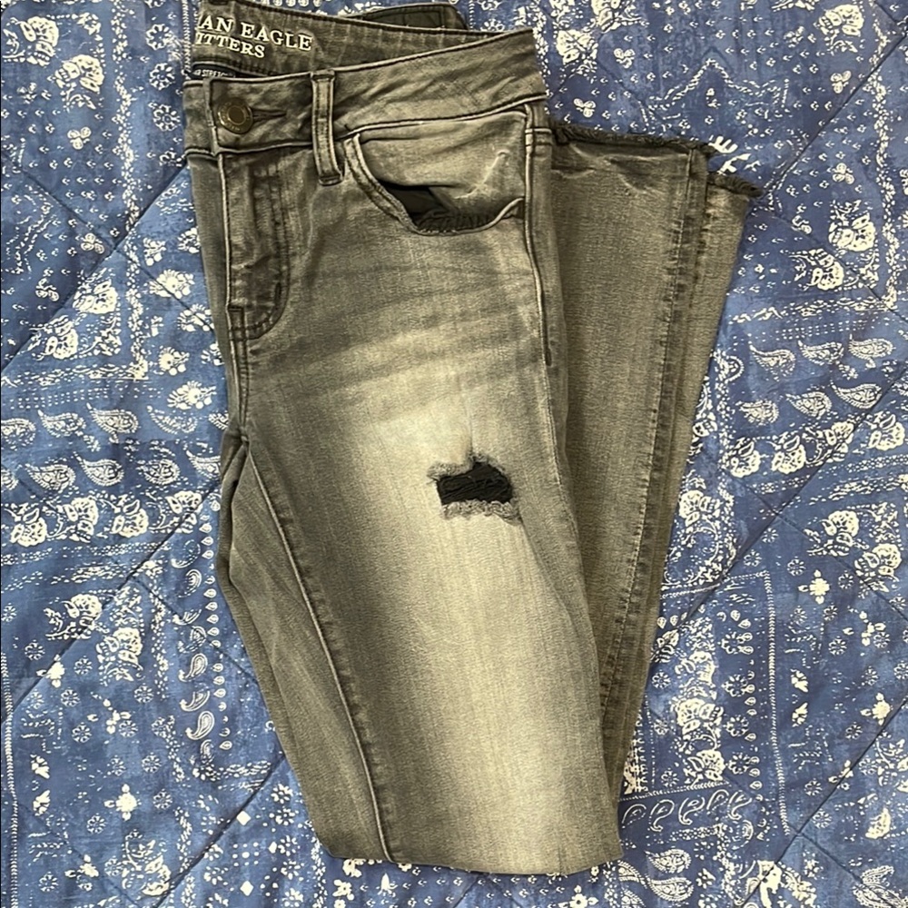 American Eagle Outfitters Gray Skinny Jeans with Distressed Details